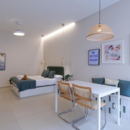 Osito Hub - Esteban Ballester Valencia Exterior photo
